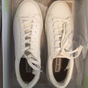 Steve Madden white lace up sneakers